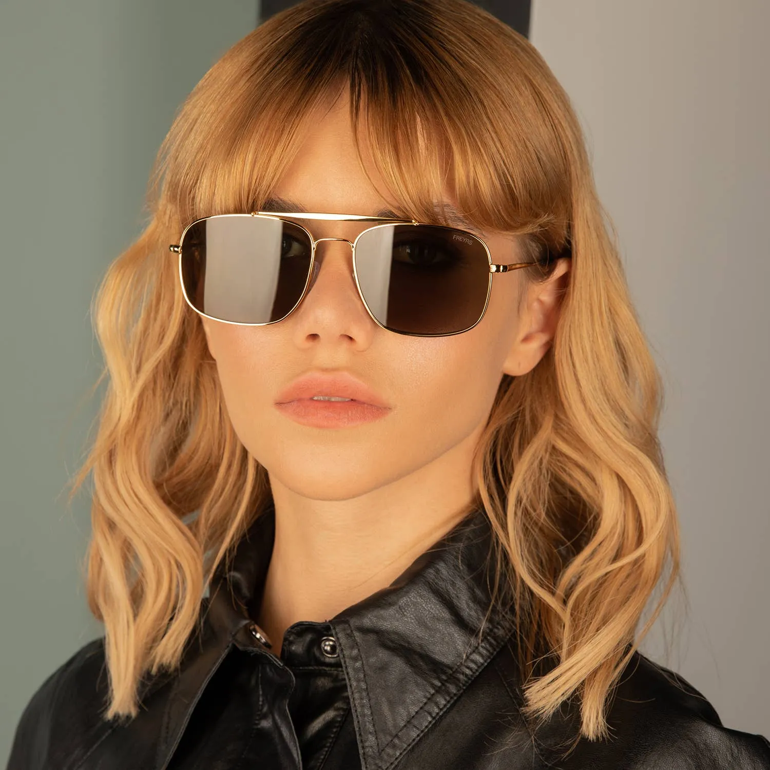 Raymond Sunglasses - Gold