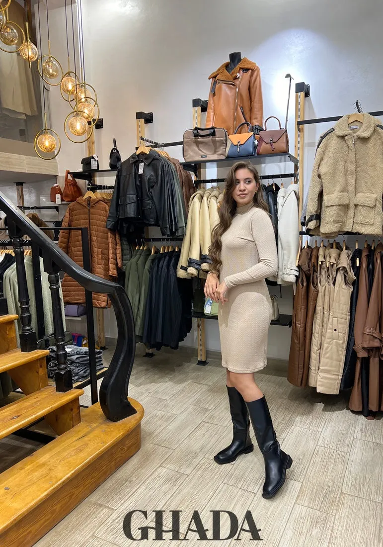 Robe courte en maille beige