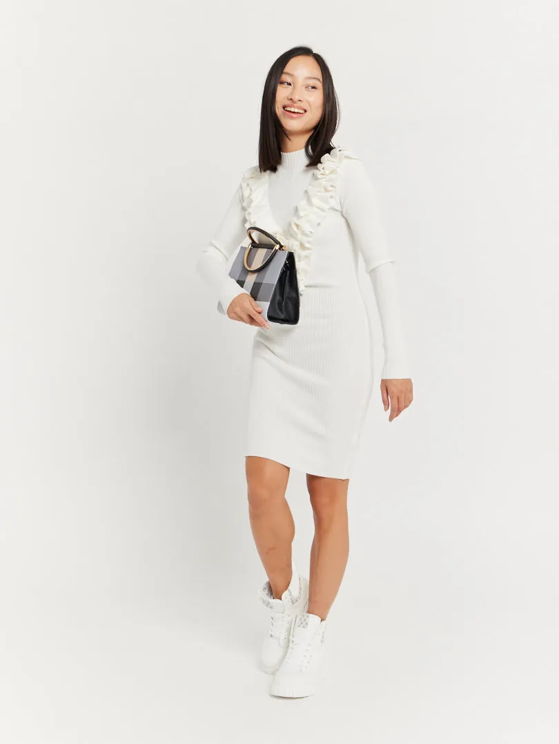 Robe pull col froufrou